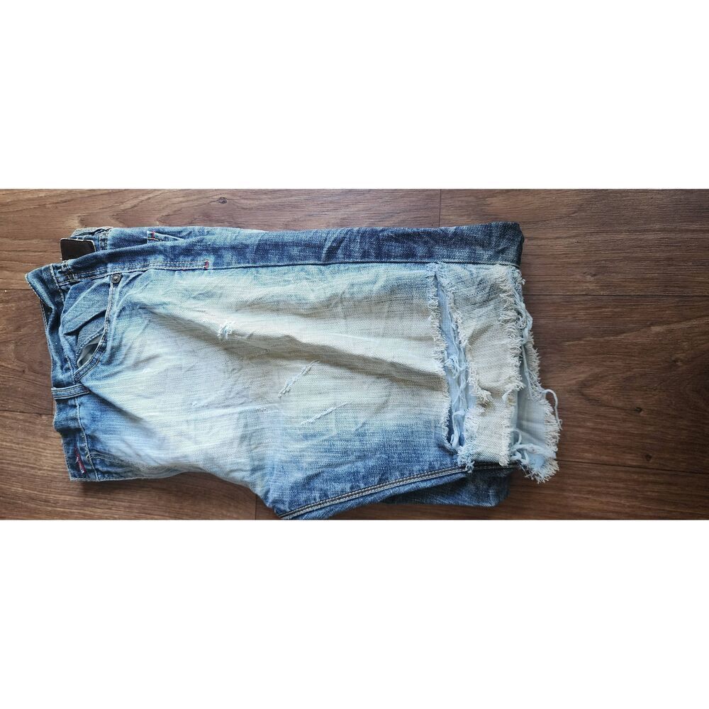 Decibel Distressed Jeans - Picture 7 of 8